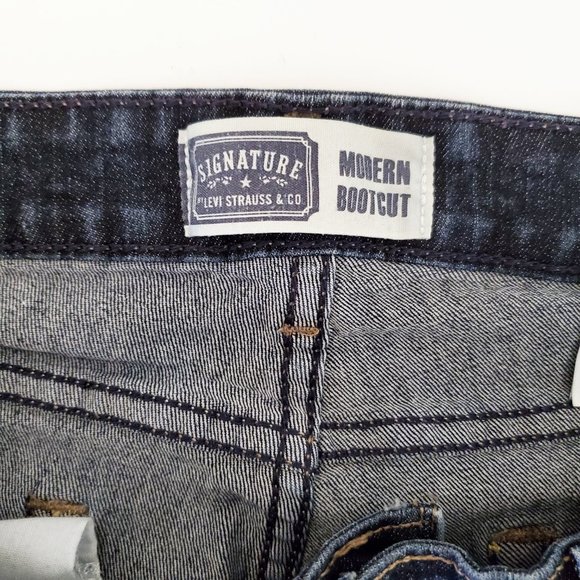 Women's Blue Levi's Jeans Size 14 Short Bootcut - Picture 5 of 7